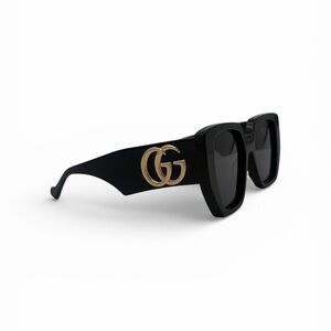 GUCCI OVERSIZED SQUARE SUNGLASSES WITH GOLD DOUBLE G LOGO – BLACK